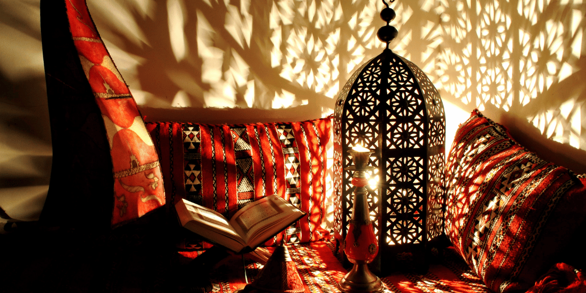 Meubles en bois salon marocain sur-mesure Dar dmana Decor