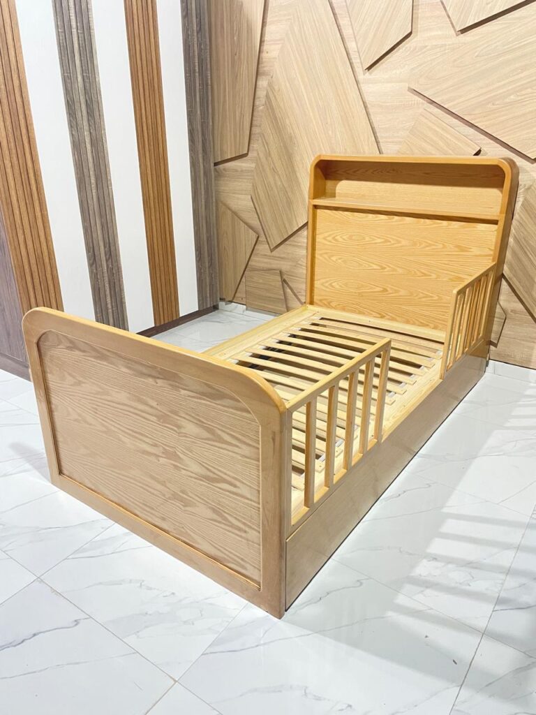 Chambre à coucher sur mesure en bois massif — Dar Dmana Decor