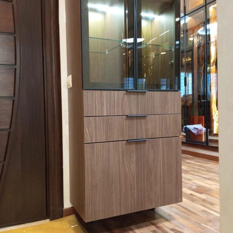 Habillage Muraille sur mesure en bois massif — Dar Dmana Decor