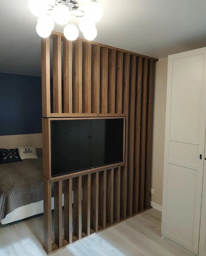 Meuble TV sur mesure en bois massif — Dar Dmana Decor