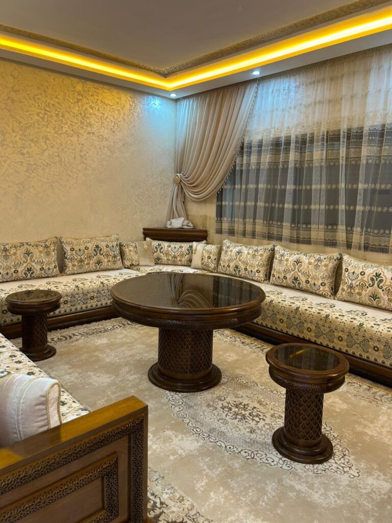 Salon marocain Islamia sur mesure en bois massif — Salon Premium