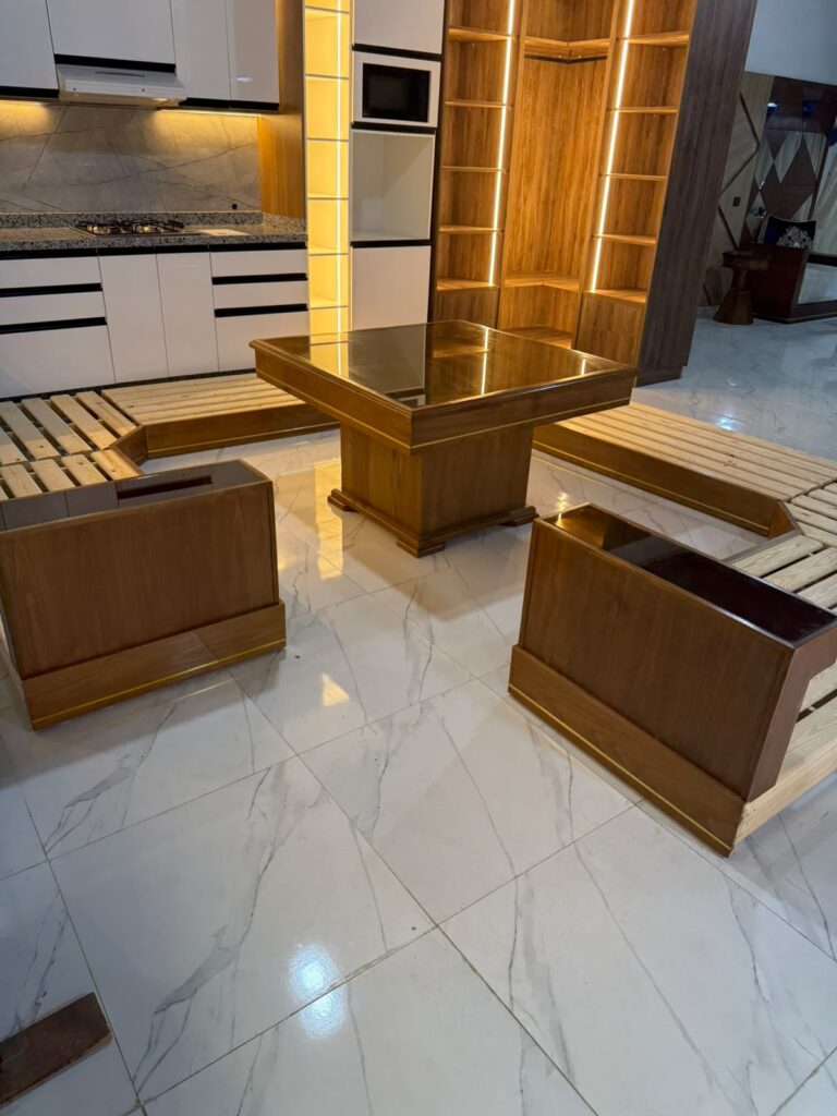 Salon marocain Sophia sur mesure en bois massif — Salon Économique