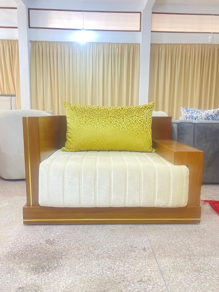 Salon marocain Sophia sur mesure en bois massif — Salon Économique