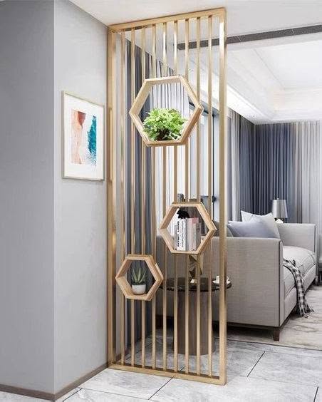 Séparation d&rsquo;espaces sur mesure en bois massif — Dar Dmana Decor